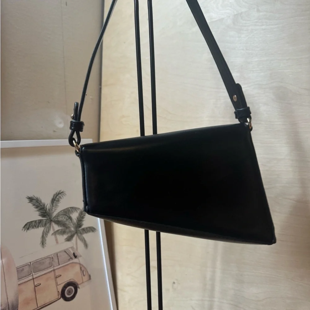Madison West Black Triangle Shoulder Bag - Picture 4 of 13